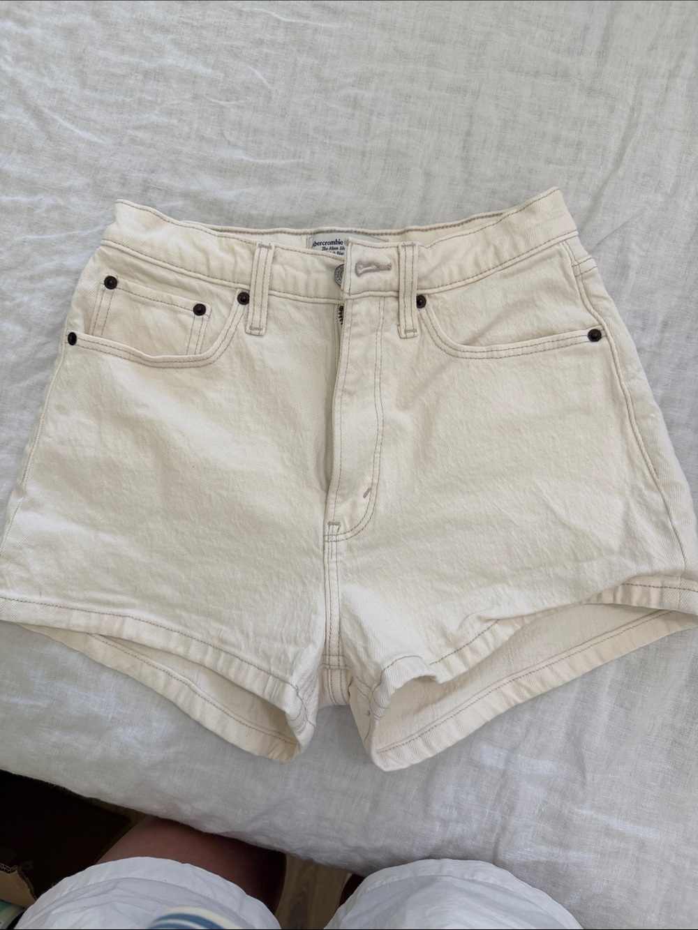 Curve love high rise mom short
